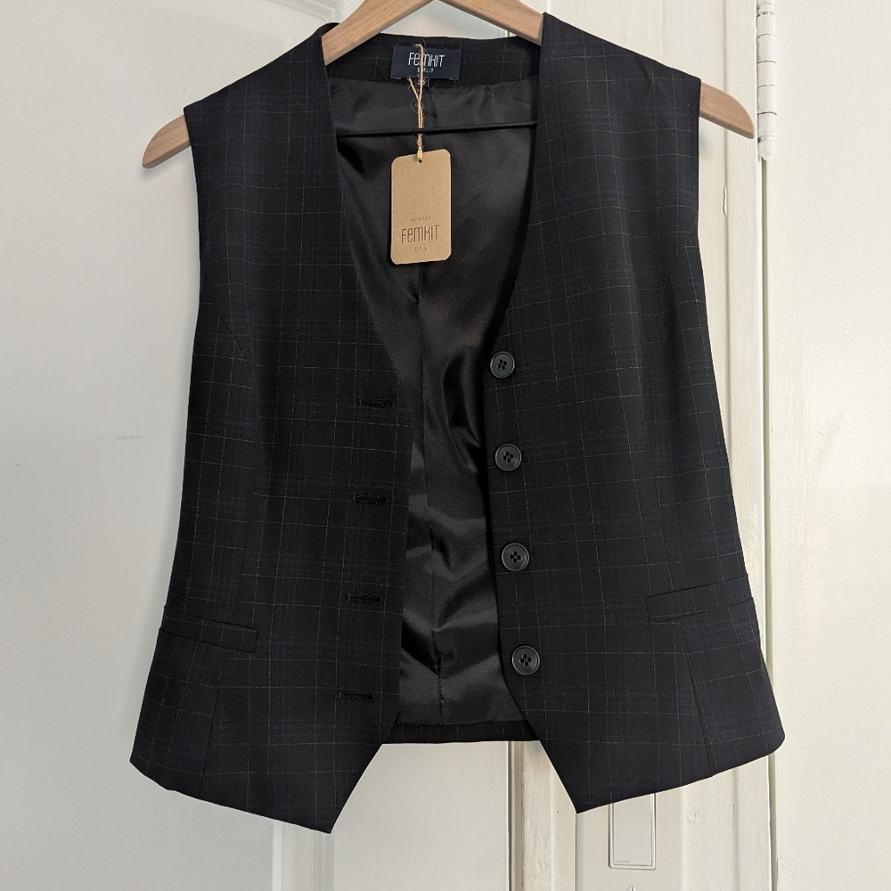 Femkit G.E.N.N.I.F.E.R. Vest Size 36